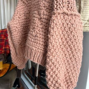 Woman thick knitwear ! No tag size M second hand product